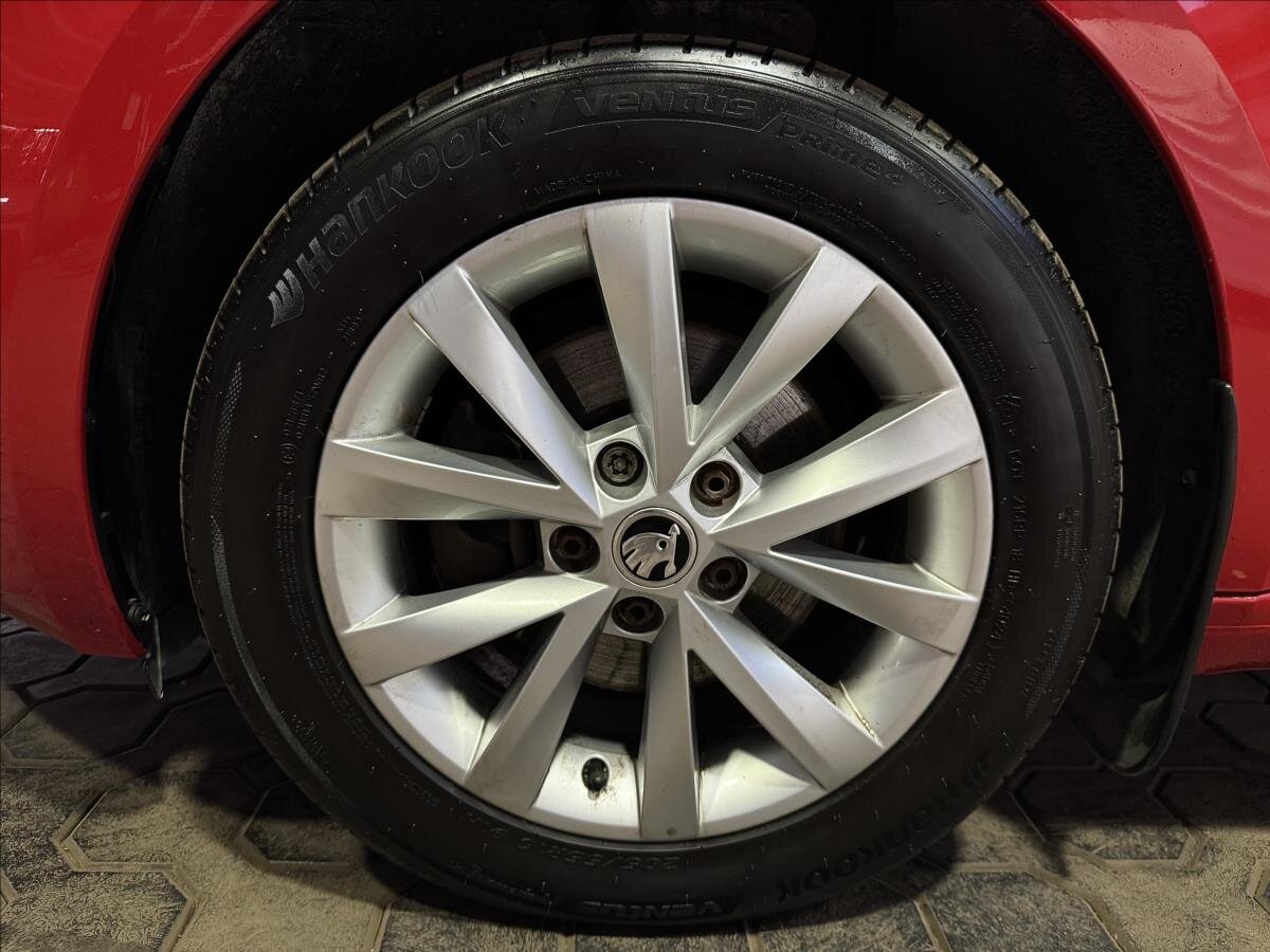 Škoda Octavia Kombi 1,4 l 81 kw