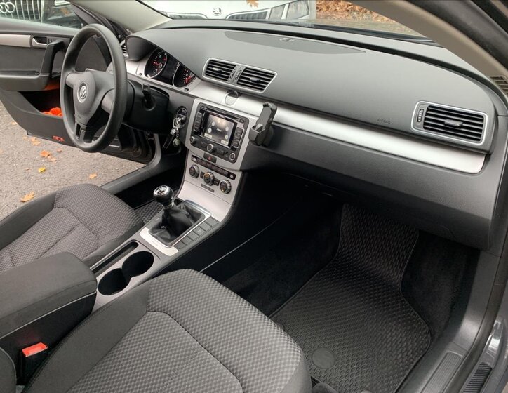 Volkswagen Passat 12