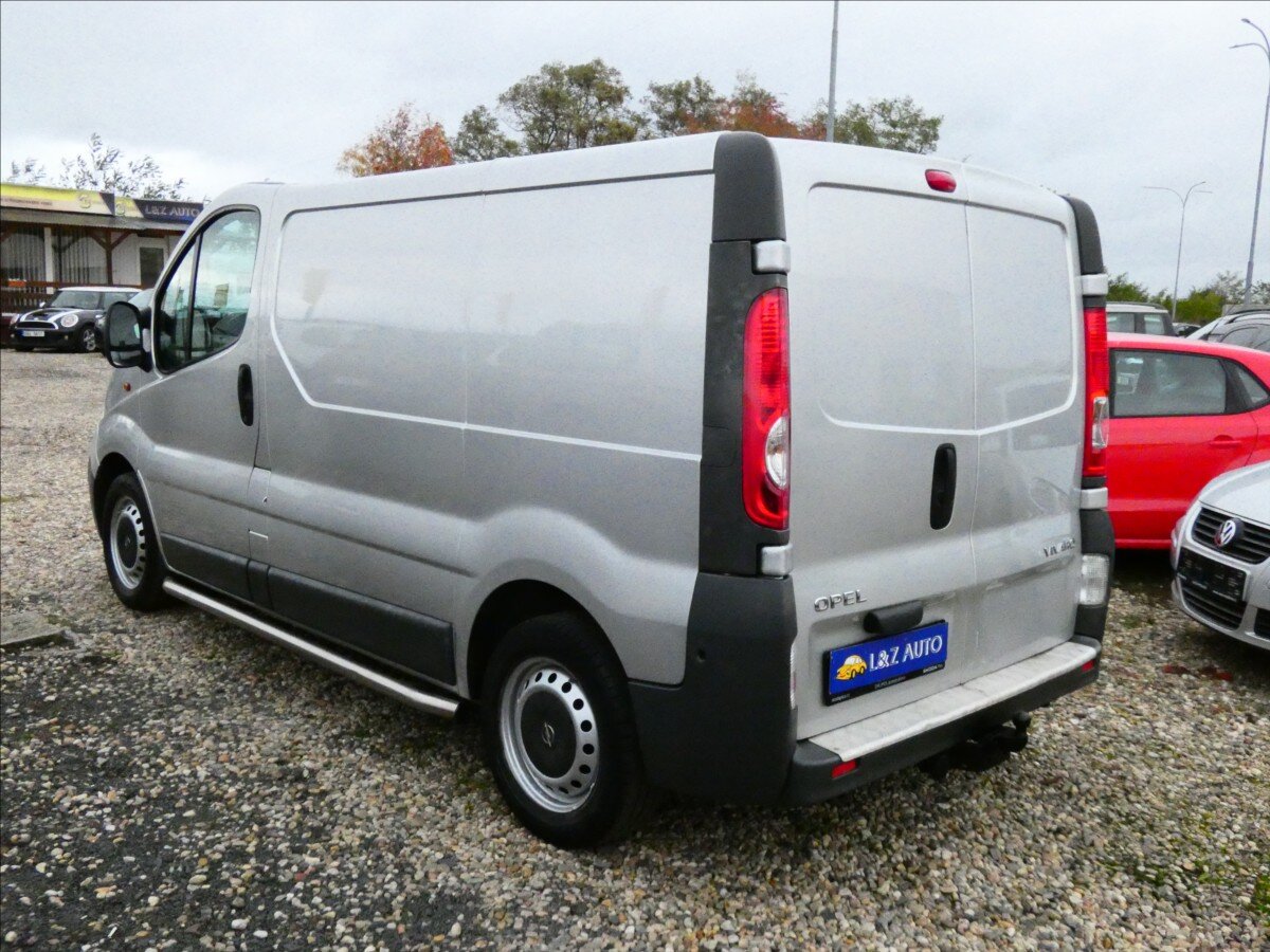 Opel Vivaro Skříň 2,0 l 66 kw