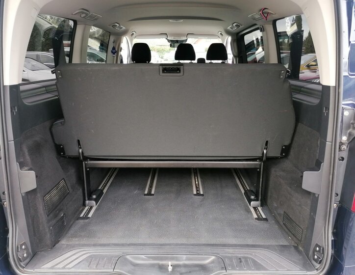 Mercedes-Benz Vito 14