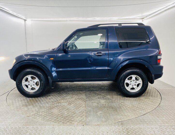 Mitsubishi Pajero SUV / Terénní 2,5 l 85 kw