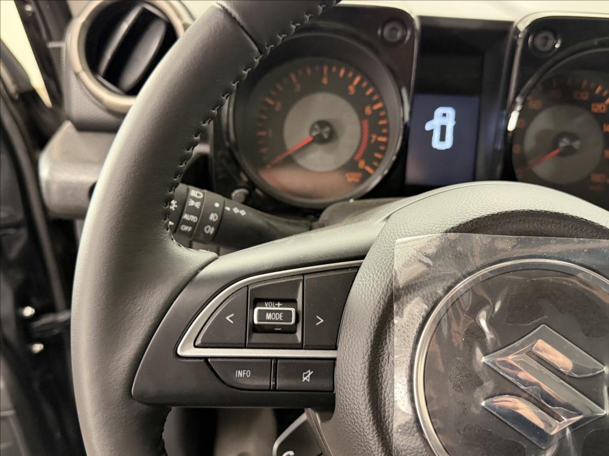 Suzuki Jimny SUV 1,5 l 75 kw