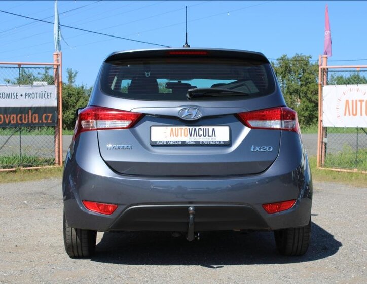 Hyundai ix20 6