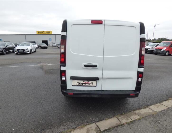 Renault Trafic 4