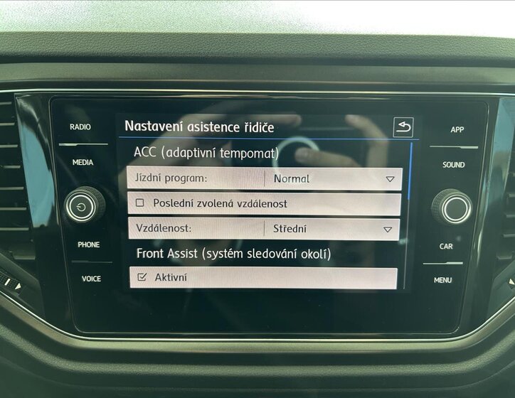 Volkswagen T-Roc SUV 2,0 l 110 kw