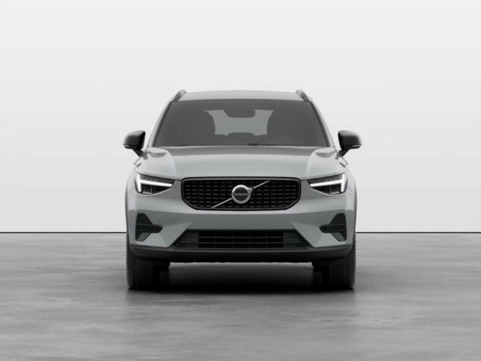 Volvo XC40 3