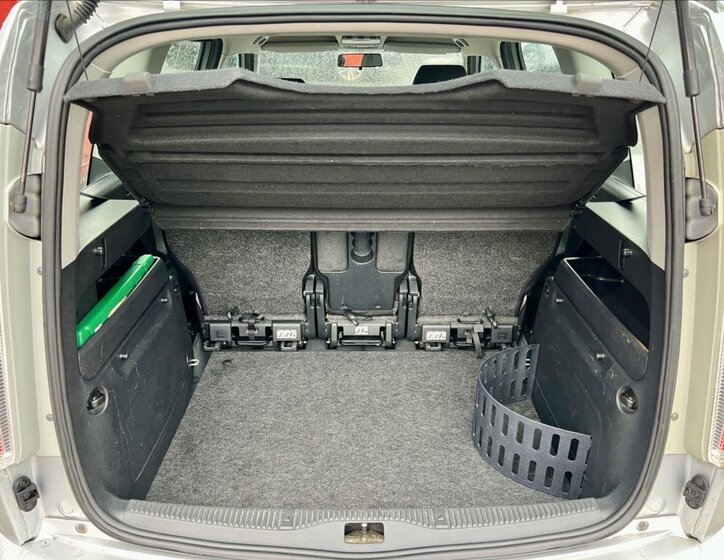 Škoda Roomster MPV 1,2 l 63 kw