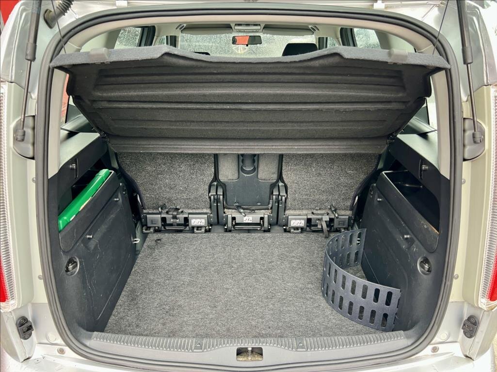 Škoda Roomster MPV 1,2 l 63 kw