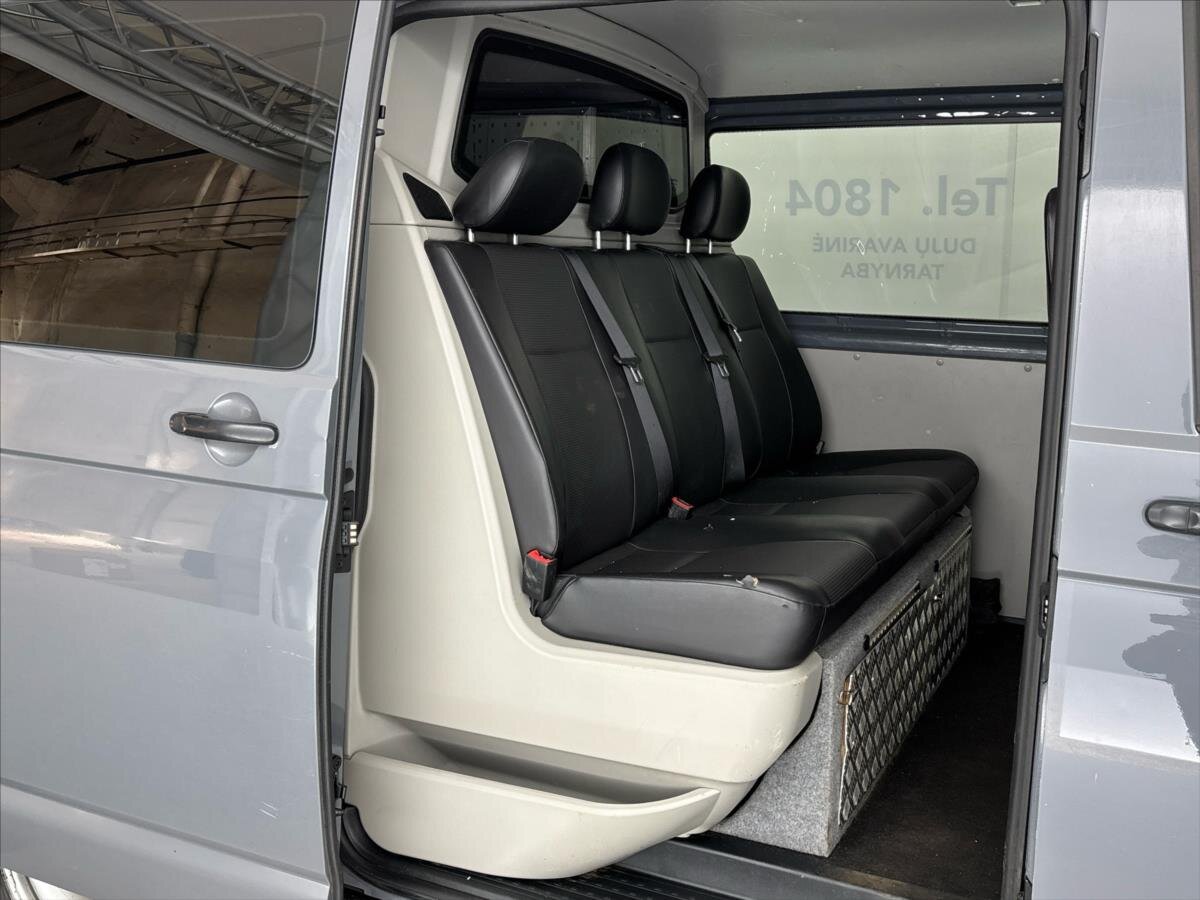 Volkswagen Transporter Kombi 2,0 l 110 kw