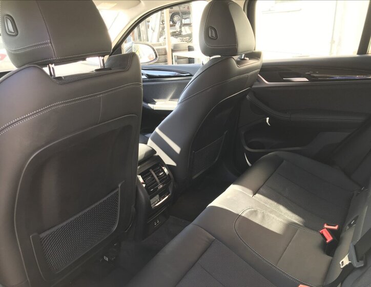 BMW X4 SUV / Terénní 2,0 l 140 kw