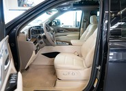 Cadillac Escalade 17