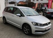 Volkswagen Touran Kombi 1,2 l 81 kw