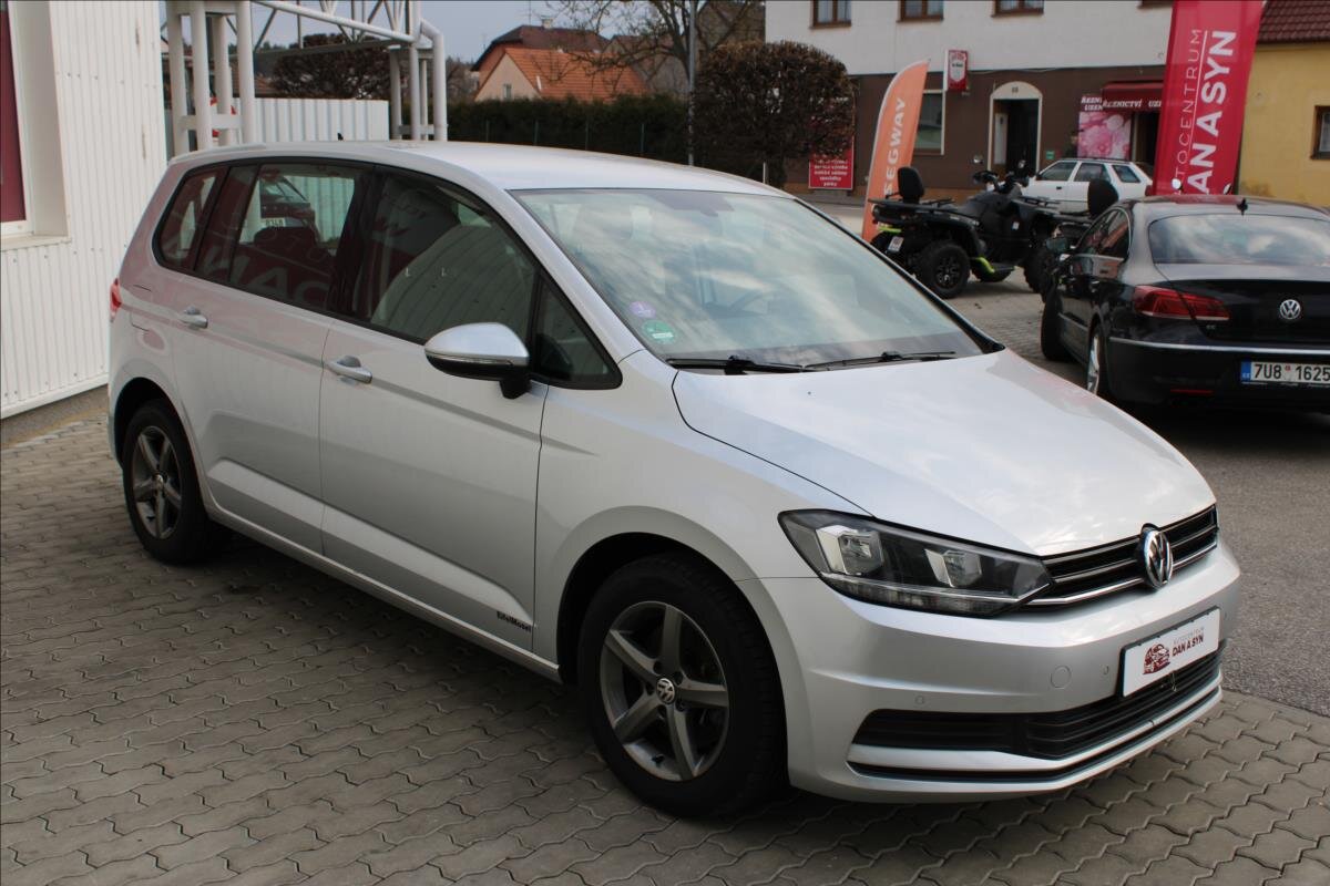 Volkswagen Touran Kombi 1,2 l 81 kw