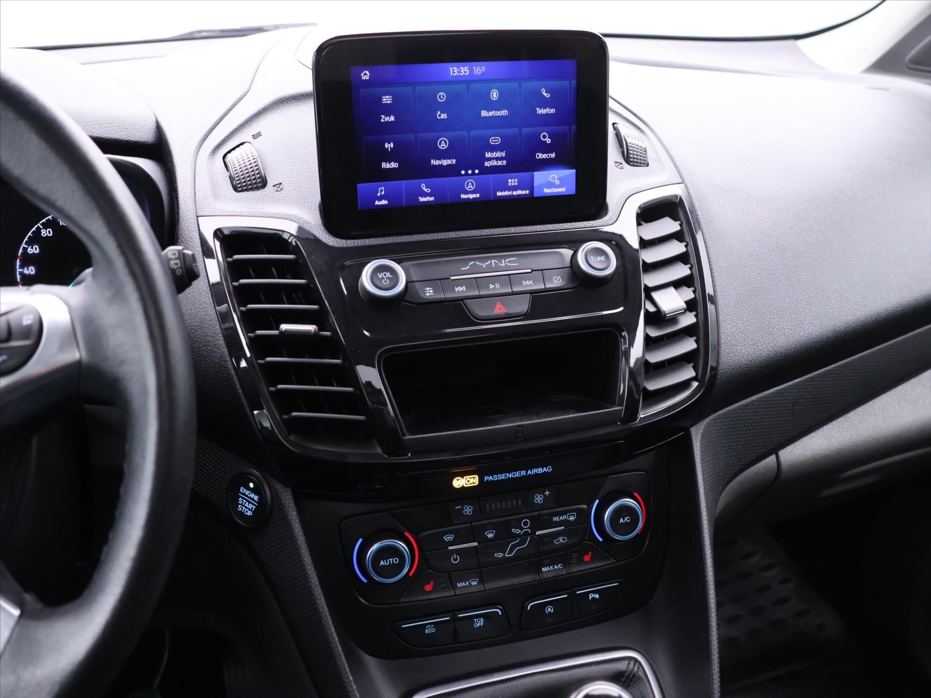 Ford Tourneo Connect MPV 1,5 l 88 kw