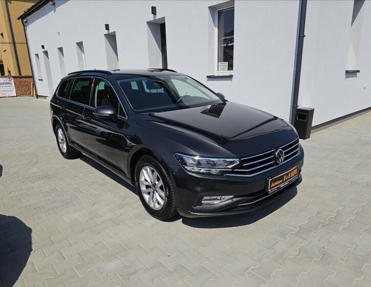 Volkswagen Passat Kombi 2,0 l 110 kw