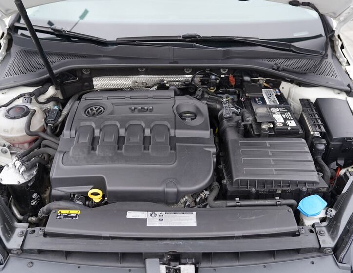 Volkswagen Golf Kombi 1,6 l 85 kw