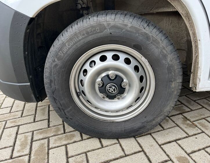 Toyota Proace Max 20