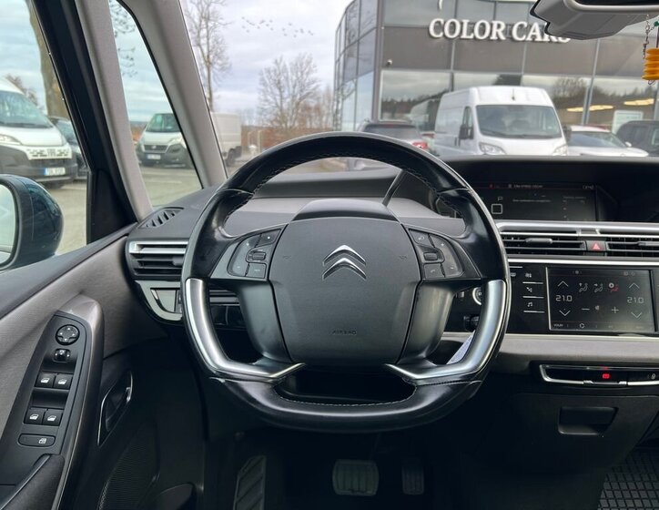 Citroën Grand C4 SpaceTourer 9