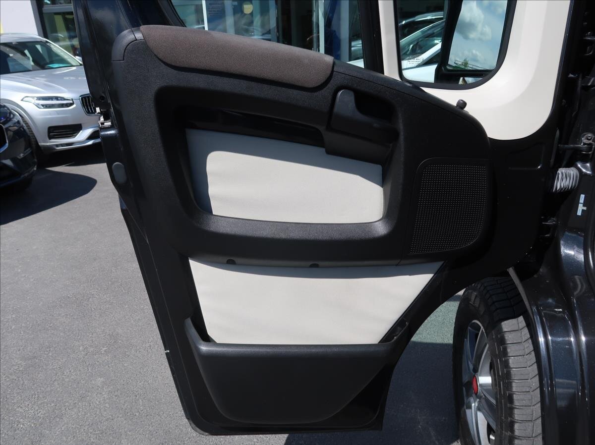 Fiat Ducato VAN / Minibus 2,3 l 110 kw