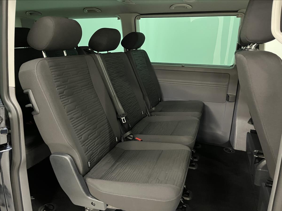 Volkswagen Caravelle Kombi 2,0 l 110 kw