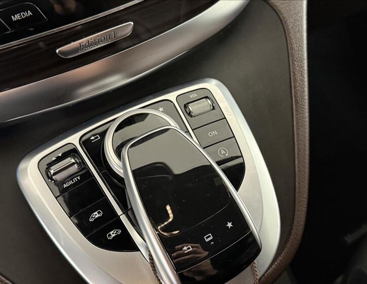 Mercedes-Benz Třídy V 22