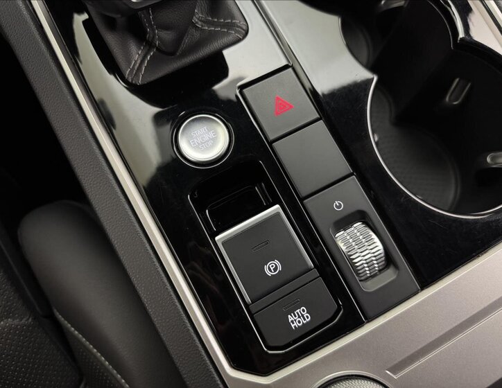 Volkswagen Touareg 33