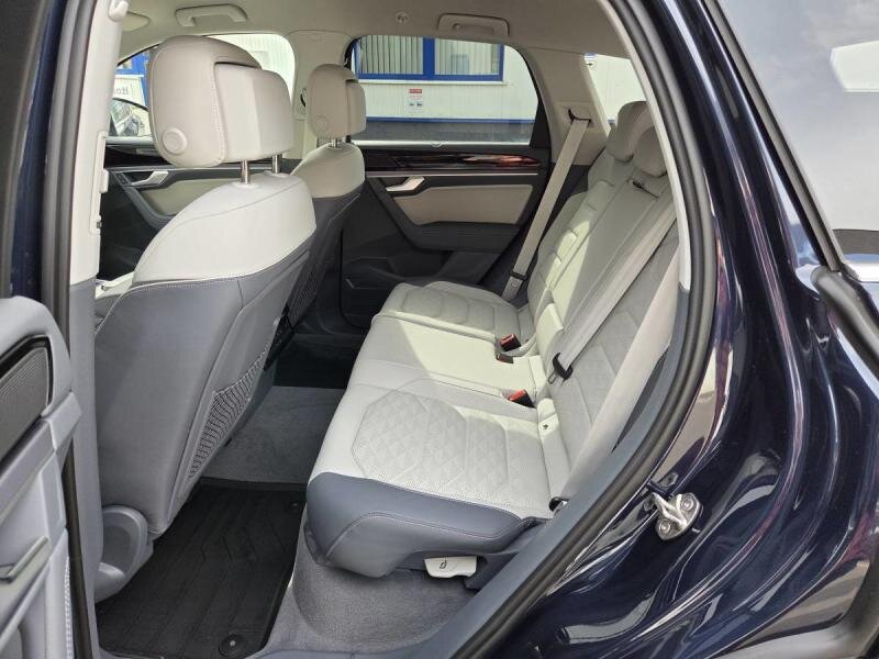 Volkswagen Touareg SUV 3,0 l 210 kw