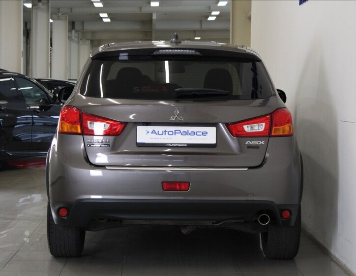 Mitsubishi ASX SUV / Terénní 1,6 l 86 kw