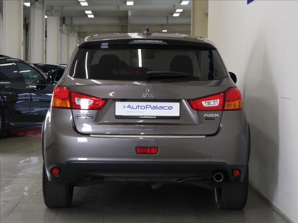 Mitsubishi ASX SUV / Terénní 1,6 l 86 kw