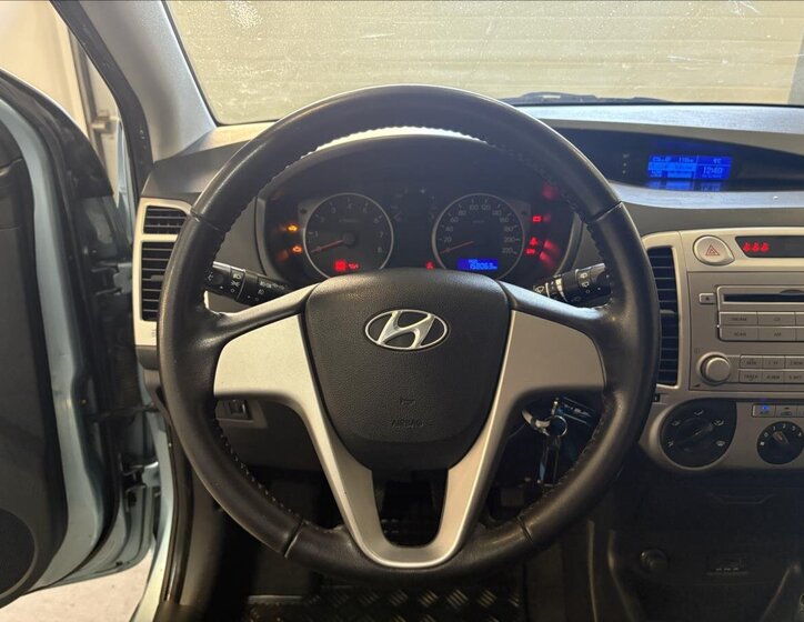 Hyundai i20 11