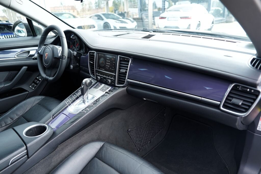Porsche Panamera Sedan 3,6 l 220 kw