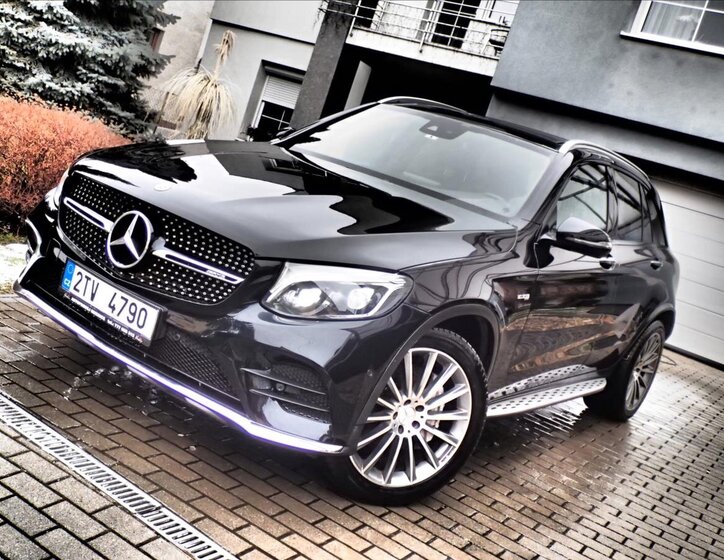Mercedes-Benz GLC SUV / Terénní 3,0 l 270 kw