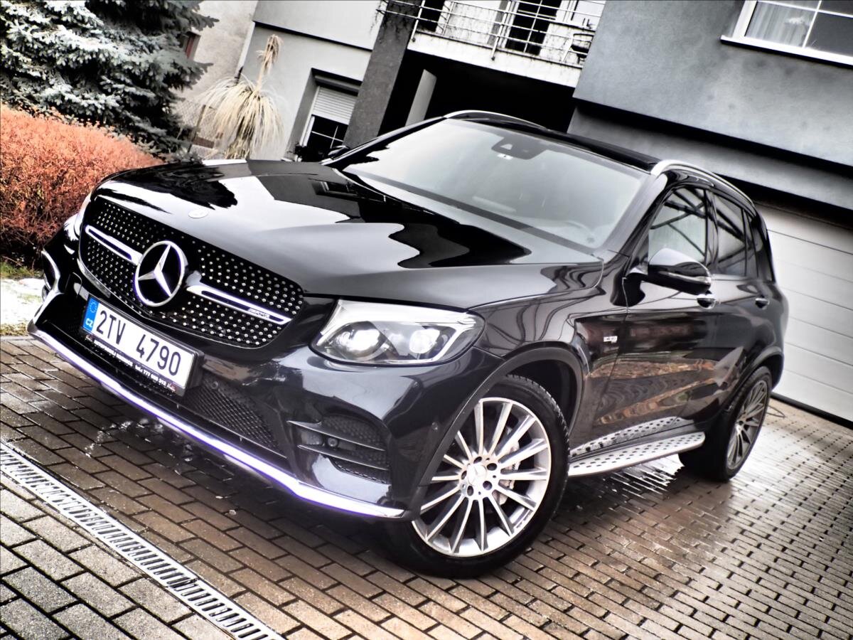 Mercedes-Benz GLC SUV / Terénní 3,0 l 270 kw