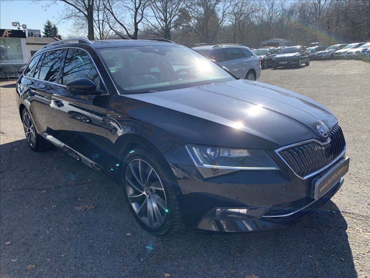 Škoda Superb