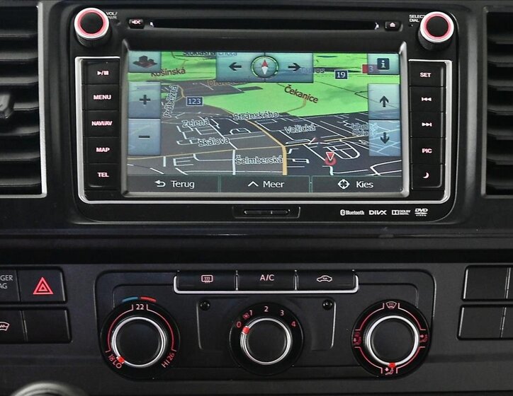 Volkswagen Transporter Skříň 2,0 l 75 kw