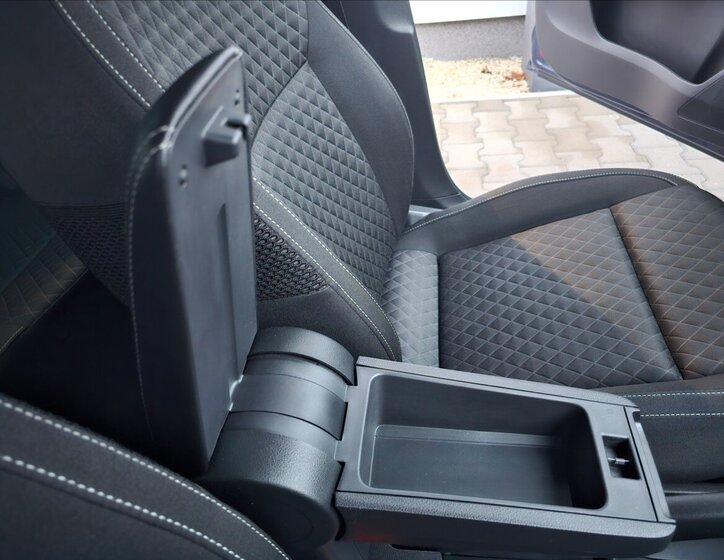 Škoda Rapid Hatchback 999,0 81 kw