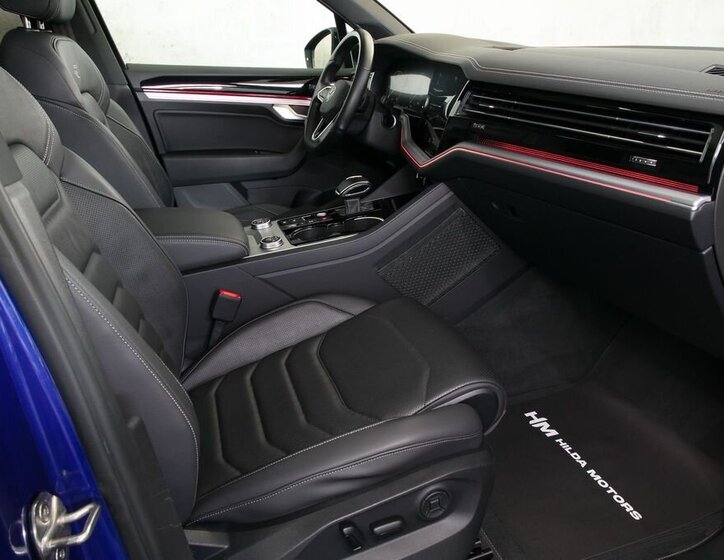 Volkswagen Touareg SUV / Terénní 3,0 l 210 kw