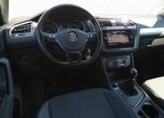 Volkswagen Tiguan 5
