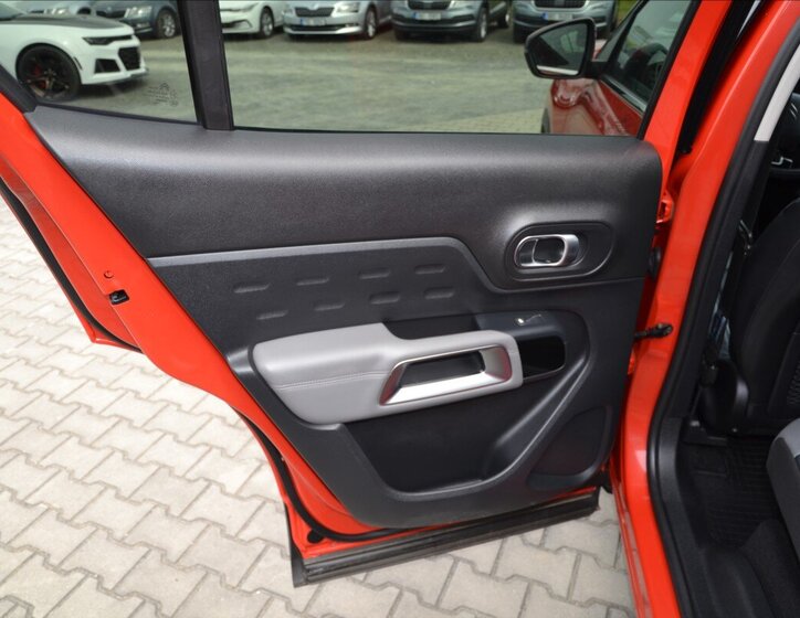 Citroën C5 Aircross SUV / Terénní 1,6 l 133 kw