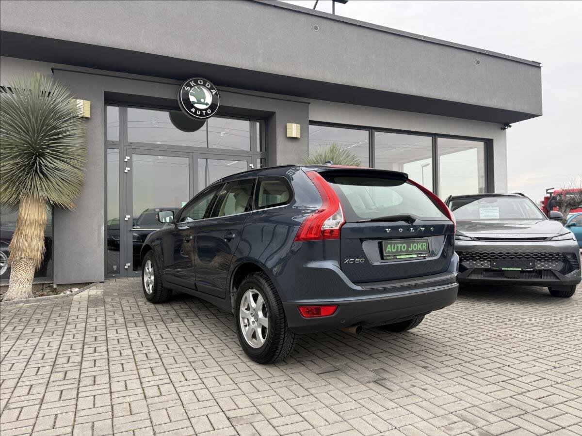 Volvo XC60 Kombi 2,4 l 129 kw