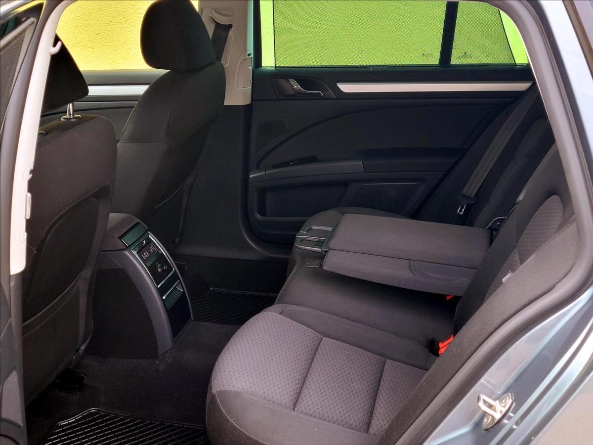 Škoda Superb Kombi 1,8 l 118 kw