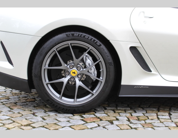 Ferrari 599 9