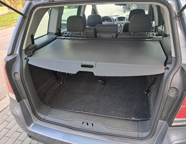 Opel Zafira MPV 1,9 l 88 kw