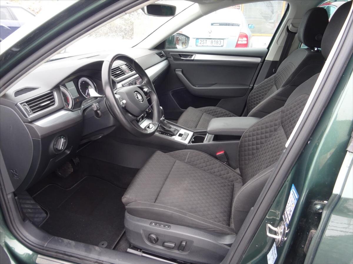 Škoda Superb Kombi 1,6 l 88 kw