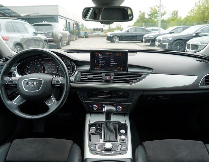 Audi A6 Sedan / Limuzína 2,8 l 150 kw