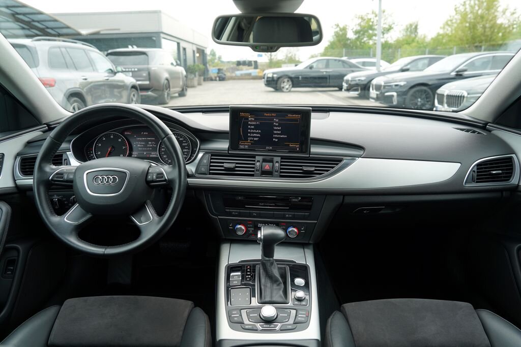 Audi A6 Sedan / Limuzína 2,8 l 150 kw