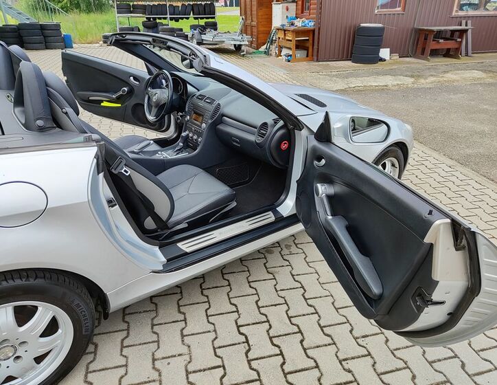 Mercedes-Benz SLK 19