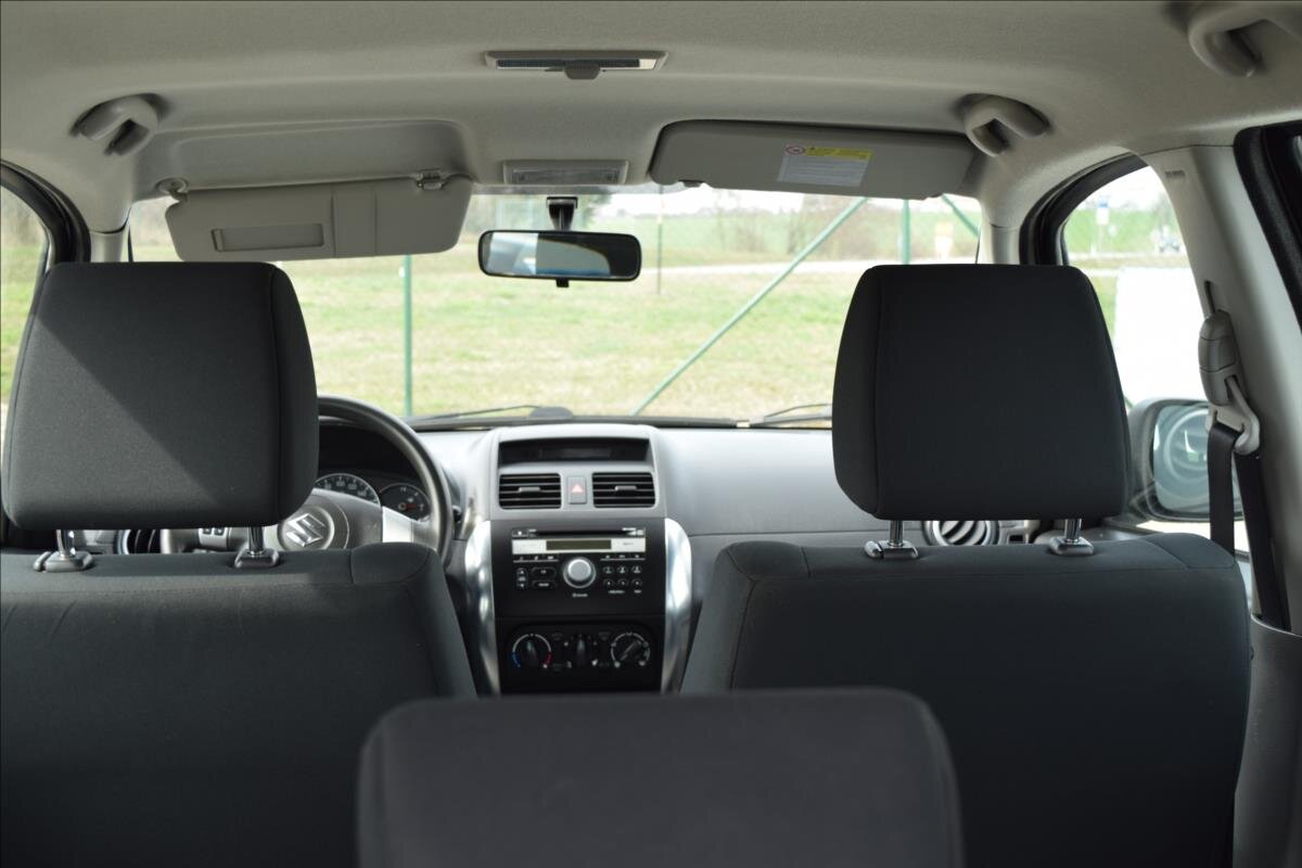 Suzuki SX4 Hatchback 1,6 l 79 kw