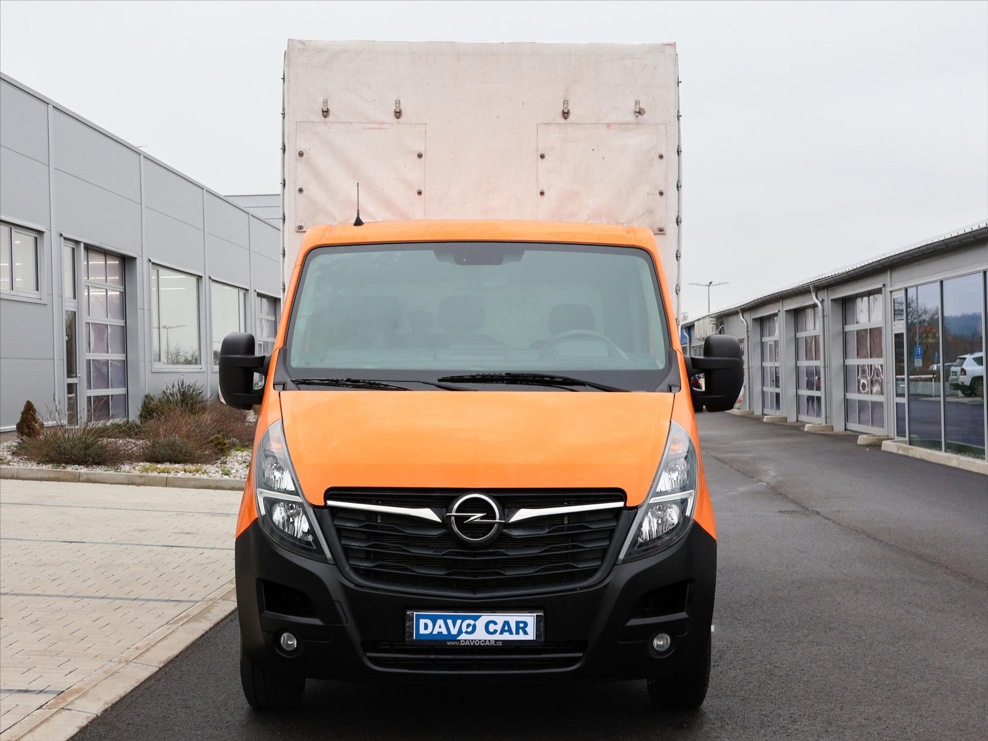 Opel Movano