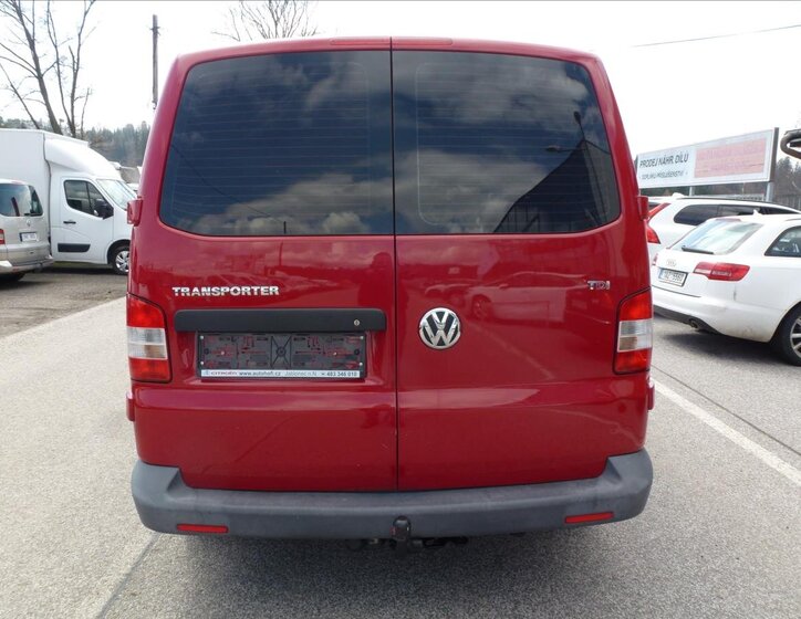 Volkswagen Transporter 9